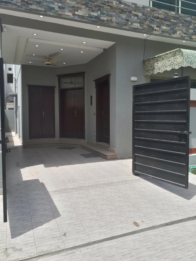 Fully Serviced Holiday Home Near Lahore Ring Road Kültér fotó