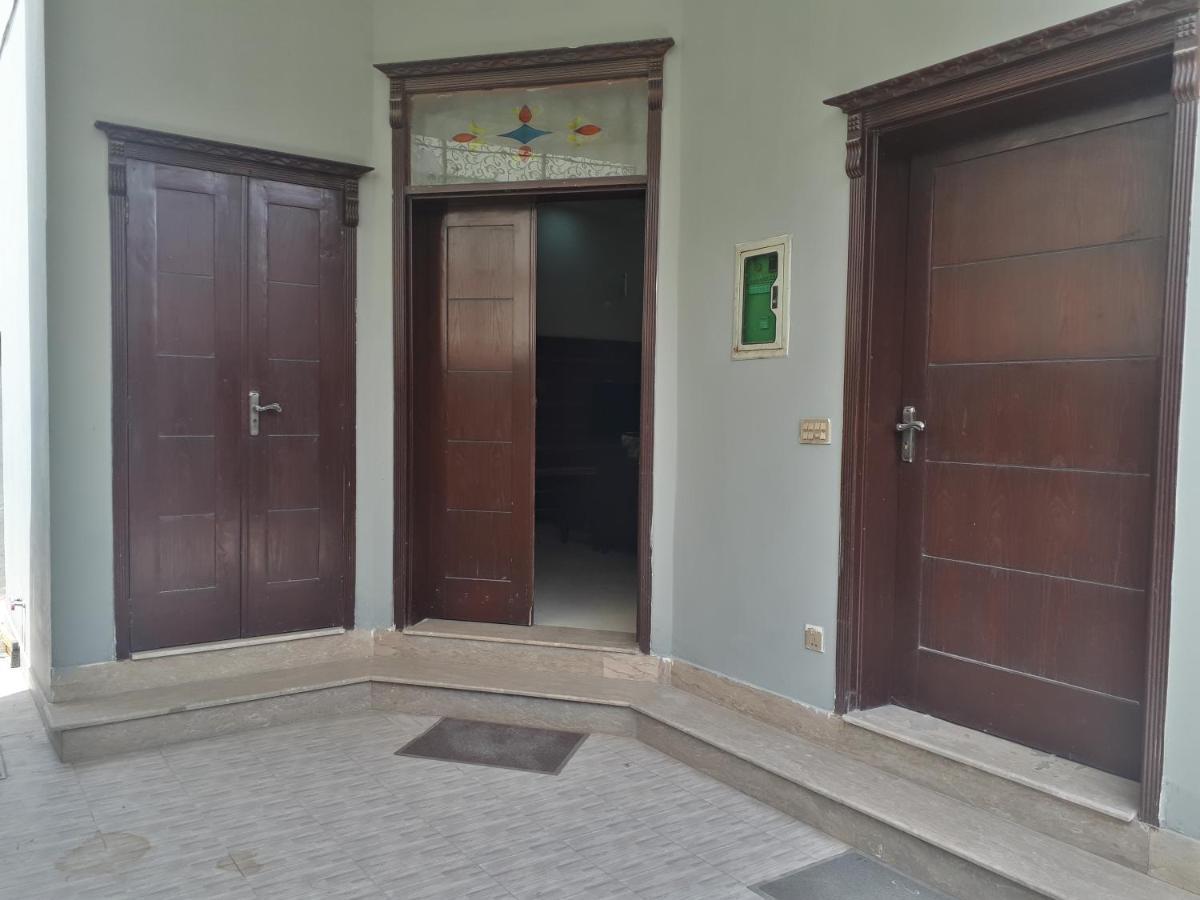 Fully Serviced Holiday Home Near Lahore Ring Road Kültér fotó